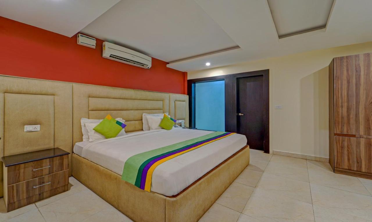 Treebo Elan Hotel Csennai Kültér fotó